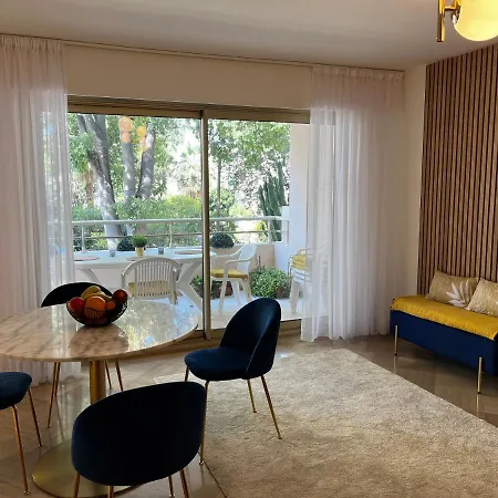 Elegant Close To Croisette And Palais De Festival With Garage *